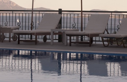 Nikiana Apartment | Aliki Hotel