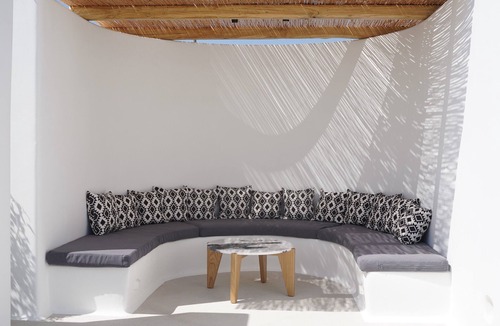 Naxos Town Villa | Alio Suites with private swimming pool (2suites)