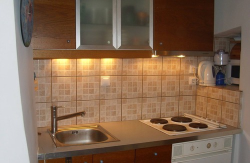 Therma Apartment | Alkistis Cozy By The Beach Apt In Ikaria Island, Therma 1st Floor