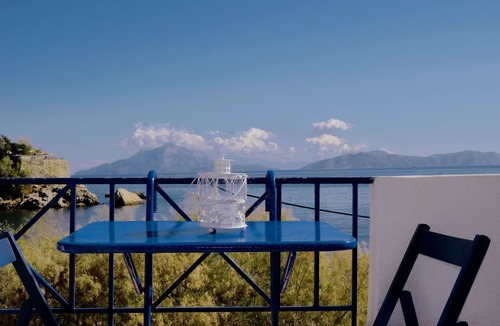 Therma Apartment | Alkistis Cozy By The Beach Apt In Ikaria Island, Therma 1st Floor