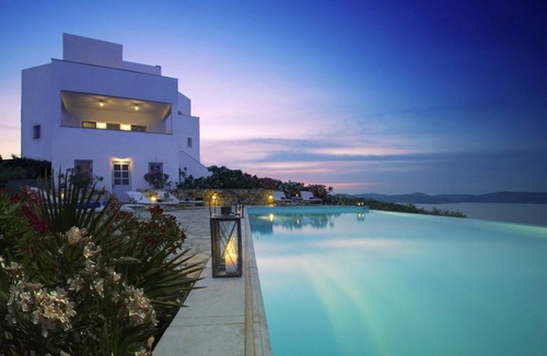 Patmos Villa | Alluring Patmos Villa | Villa Heracles’ Rest | 5 Bedrooms | Scenic Verandas |.