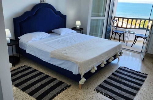 Sidi Dhrif Apartment | Almost waterfront apartment in la marsa corniche