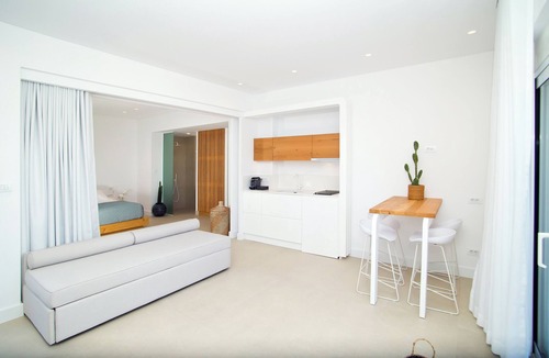 Panormos Apartment | Almyra Luxury Bliss Suite Open Plannwith Sea View, Roof Top & Jacuzzi
