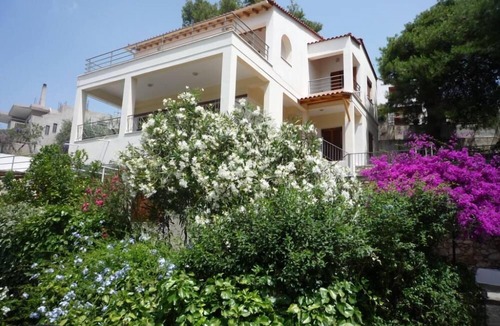 Votsi House | Alonissos: High standard seafront villa