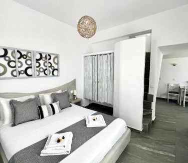 Finikia Apartment | Alonistra Oia Houses