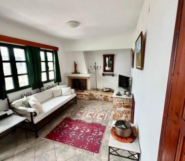 Votsi Apartment | Alonnisos - Sea View Studio Appartment