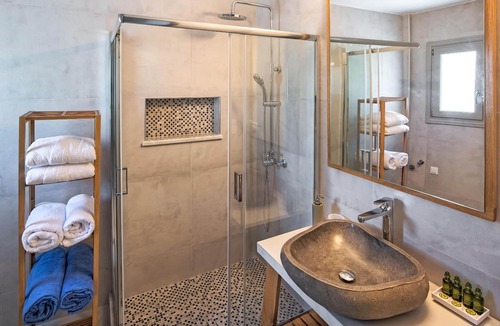 Fira House | Altemar Suites