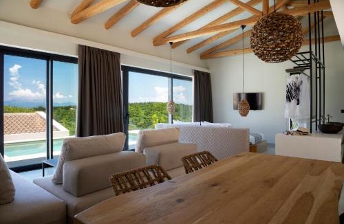 Antipata Villa | Amahle Luxury Villas