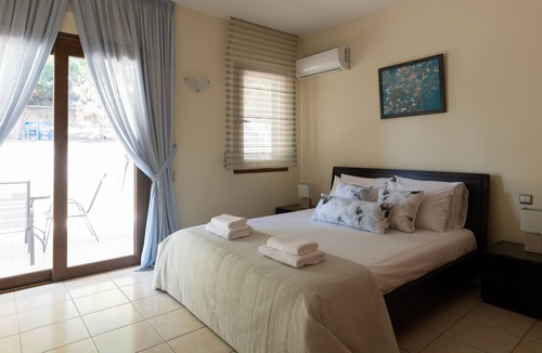 Asgourou Villa | Amaltheia Villa