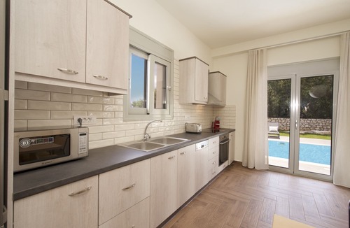 Makriotika Villa | Amarianos Villas