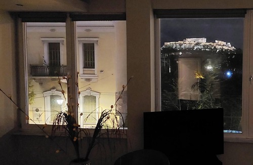 Kerameikos Apartment | Amazing Acropolis view apartment