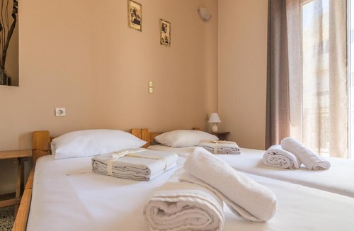 Heraklion Apartment | Amazing Home in Fortezza Heraklio