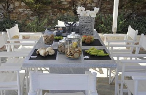 Santa Maria Villa | Ambassador Villa, overlooking the most famous beach of Paros