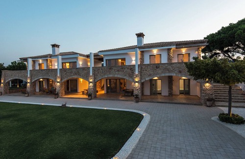 Arkitsa Villa | Amelia Villa Collection