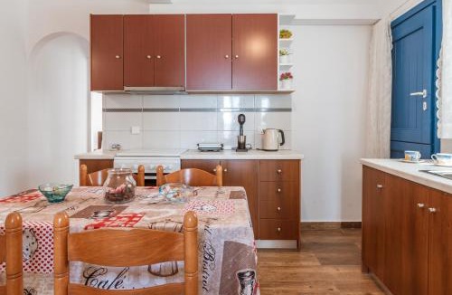 Exomvourgo House | Ammos Tinos