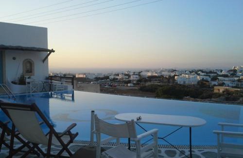 Chora Folegandros Hotel | Ampelos