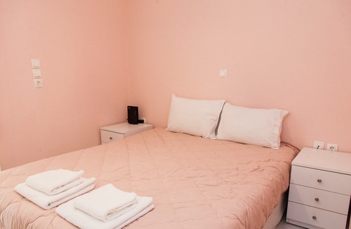 Keratsini-Drapetsona Apartment | An authentic Greek stay in Keratsini