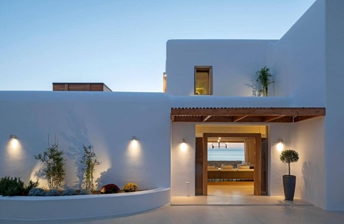 Agios Stefanos Villa | An Elevated Haven with Captivating Views of the Aegean