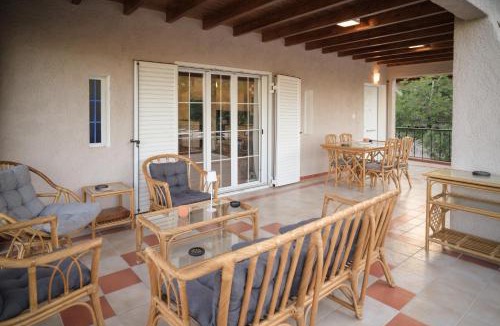 Agii Theodori House | Anax Villa