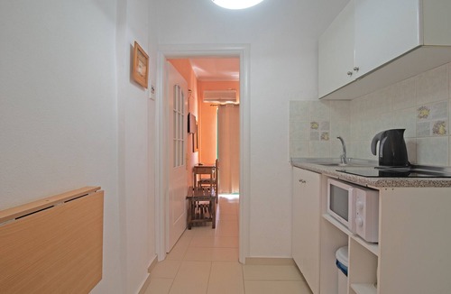 Dafnata Apartment | Andromaches Large Apartment 2 with Sea View, Wi-Fi and Air Conditioning