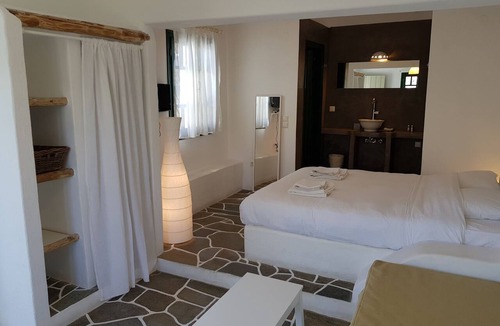 Sifnos Hotel | Andromeda