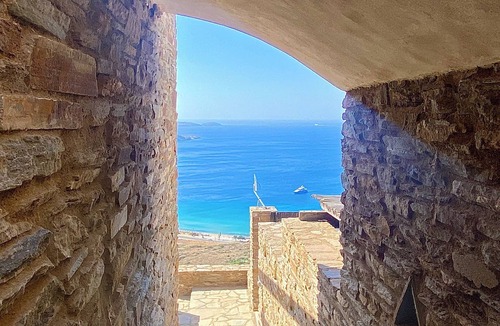 Gavrio Villa | andros prive suites villa tresor