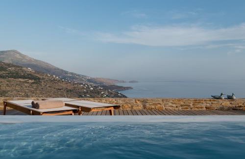 Gavrio Villa | Andros Tessera