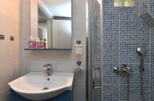 Naousa Apartment | ANEMA1 Studio in the Heart of Naousa