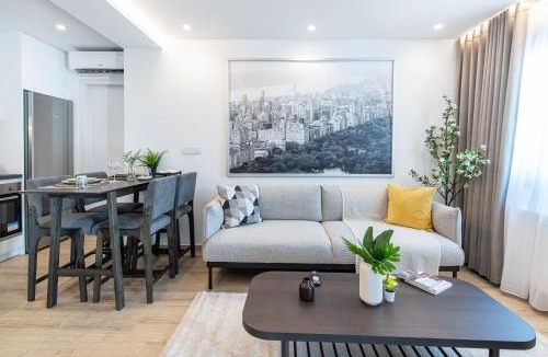 Athens Apartment | Anemoi Home - Luxe Stay with Pool & Gym by TT