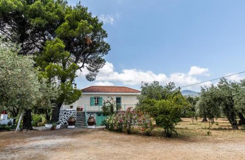Stafylos House | Anemoperasma House