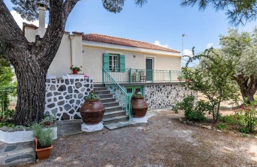 Stafylos House | Anemoperasma House