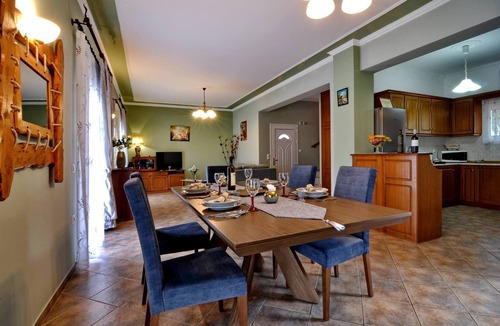 Agios Georgios Pagon House | Angela Pool Maisonette Agios Georgios