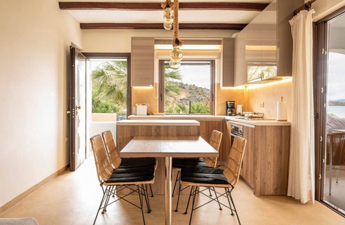 Kontos Apartment | Angela's House Luxury Apartment With Breathtaking sea View!