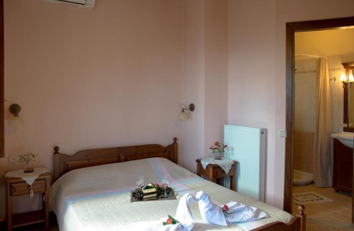 Agios Dimitrios House | Anna maria