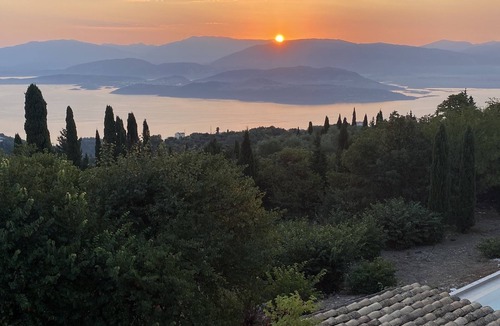 Petaleia Villa | Annalena - peaceful, luxurious, private pool, NE coast