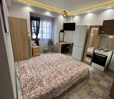 Ano Poli Apartment | Ano Poli Studios 1