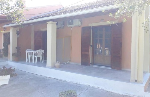 Notos Apartment | Anthoula's Garden Perivoli