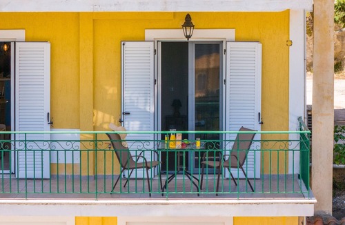 Lassi Apartment | Apaggio di Argostoli ΙΙ private parking & sea view