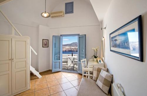 Akrotiri Hotel | Apanemo Hotel & Suites