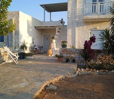 Nea Cryssi Akti Apartment | Apartment ∙ 2 bedrooms ∙ 4 guests