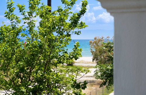 Vassiliki Apartment | Apartment "Apollon" with Sea View, Garden & Wi-Fi