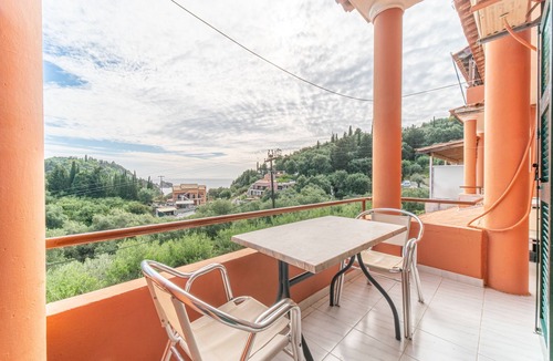 Lakones Apartment | Apartment Arianna 11 with Sea View, Shared Pool & Wi-Fi