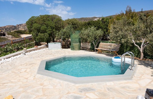 Milos Apartment | Apartment 'Cocoon' with Sea View, Wi-Fi and Air Conditioning