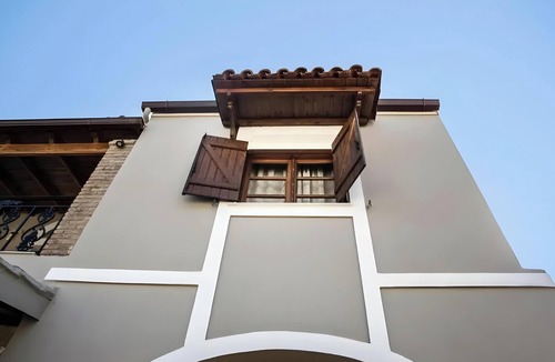 Tzavros Apartment | Apartment 'Corfu Club Standard 2' with Shared Pool, Wi-Fi and Air Conditioning