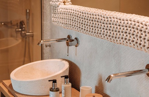 Agios Stefanos House | Apartment 'Deluxe Room Sea View' with Sea View, Wi-Fi and Air Conditioning