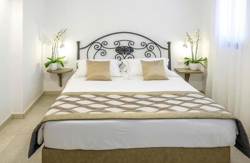 Elia Nikitis Apartment | Apartment in Elia Beach for 2 Person