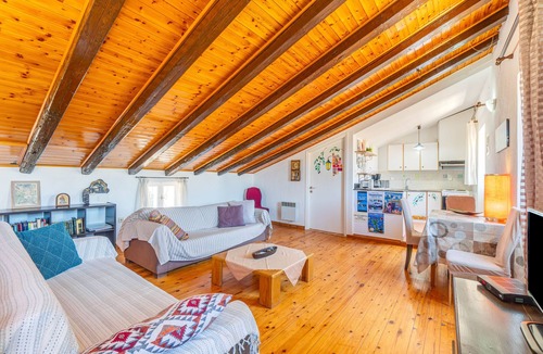 Old Town Apartment | Apartment 'In The Heart Of Corfu' with Wi-Fi and Air Conditioning