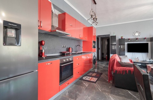 Sivros Apartment | Apartment 'Spiri's House' with Private Terrace, Wi-Fi and Air Conditioning