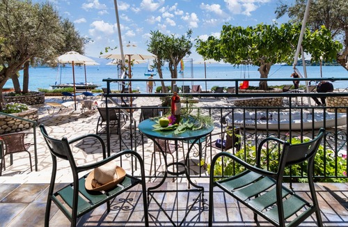 Nikiana Apartment | Apartment-Studio "Nikiana Club - Studio 3" with Sea View, Shared Pool & Wi-Fi