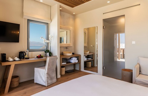 Agios Stefanos House | Apartment 'Suite Sea View' with Sea View, Wi-Fi and Air Conditioning